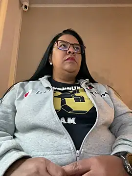 Snapshot of Carameloswing1 chatting on 10, 2, 2026 Carameloswing1 online show from 10, 2, 2026