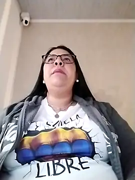 Snapshot of Carameloswing1 chatting on 14, 2, 2026 Carameloswing1 online show from 14, 2, 2026