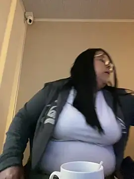 Snapshot of Carameloswing1 chatting on 16, 2, 2026 Carameloswing1 online show from 16, 2, 2026