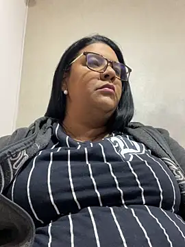 Snapshot of Carameloswing1 chatting on 14, 3, 2026 Carameloswing1 online show from 14, 3, 2026