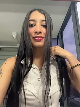 Snapshot of lya__brown chatting on 27, 3, 2026 lya brown online show from 27, 3, 2026