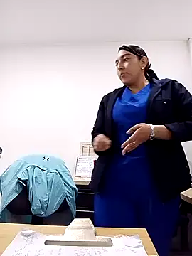 Valeria montana  online show from 7, 1, 2026