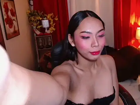 Snapshot of kylieEmparado chatting on 5, 6, 2026 kylieEmparado online show from 5, 6, 2026