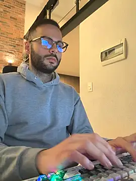 notnova1 online show from 2, 12, 2025