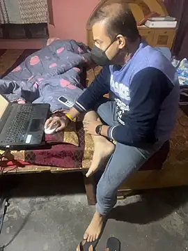 yoyoyohunny online show from 4, 12, 2025