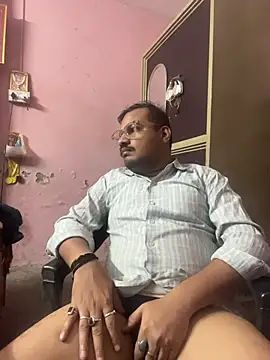 yoyoyohunny online show from 17, 2, 2026