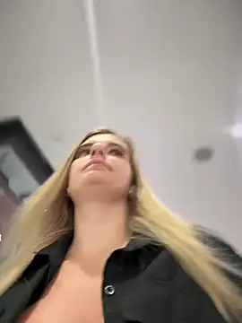 Betsy online show from 4, 2, 2025