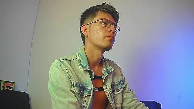 Snapshot of nicolatinboy chatting on 9, 2, 2026 nicolatinboy online show from 9, 2, 2026