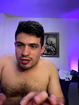 Snapshot of williamsmiiths16 chatting on 20, 12, 2025 williamsmiiths16 online show from 20, 12, 2025