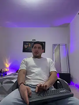 williamsmiiths16 online show from 8, 5, 2026