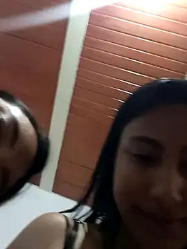 Snapshot of Vera_Luna_ chatting on 4, 3, 2026 Vera Luna online show from 4, 3, 2026