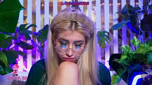 FlowweerGirl online show from 3, 2, 2026