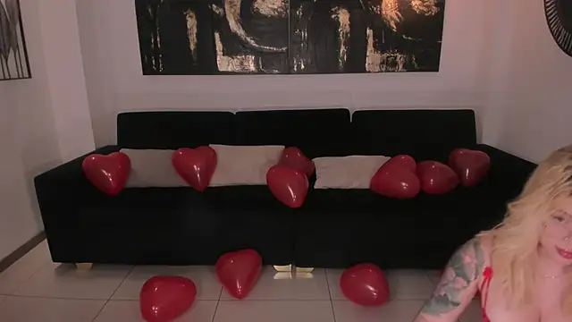 Snapshot of MadisonKane chatting on 14, 2, 2026 MadisonKane online show from 14, 2, 2026