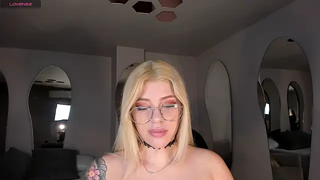 MadisonKane online show from 12, 5, 2026