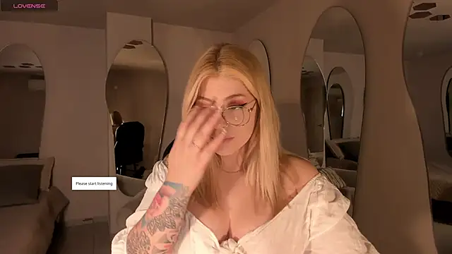 MadisonKane online show from 17, 5, 2026