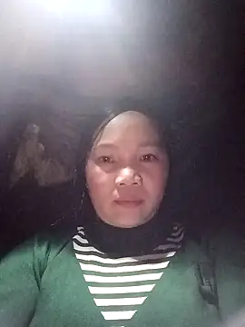 ava-dellght online show from 3, 12, 2025