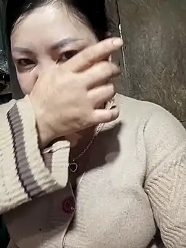 sary-hot2x online show from 14, 3, 2026