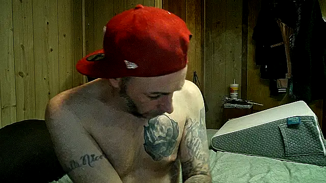 Snapshot of 8point5guy chatting on 17, 12, 2025 8point5guy online show from 17, 12, 2025