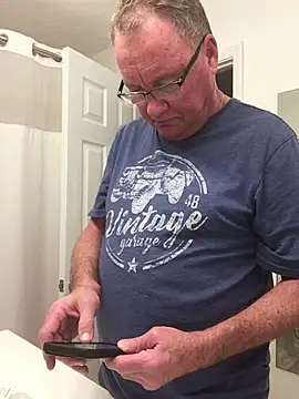 Toothpic1 online show from 1, 2, 2026