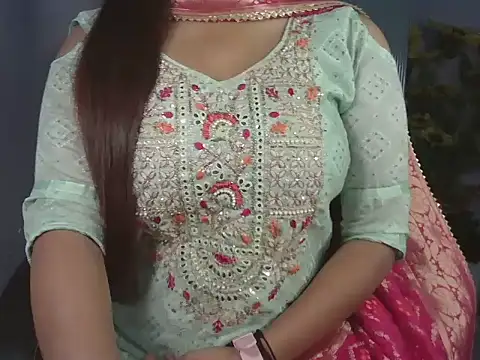 Hotty Suzuka online show from 21, 3, 2026