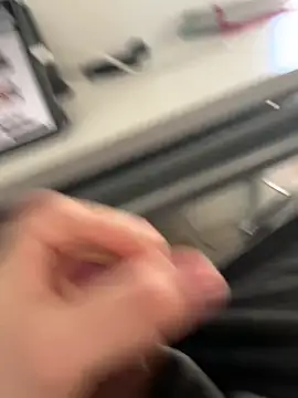 hannes256102 online show from 2, 3, 2026