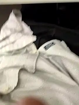 boyfromMum bai online show from 18, 4, 2026