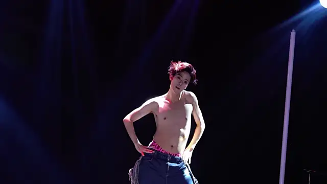 BOYgayHouse- online show from 14, 12, 2025