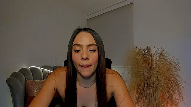 Kamilamonroe online show from 23, 12, 2025