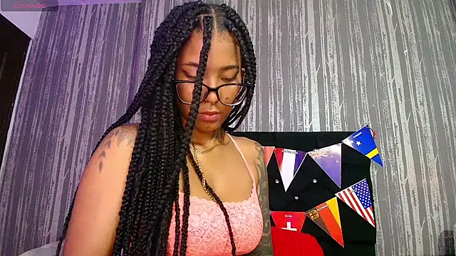 Elizabetth Roman online show from 16, 6, 2026