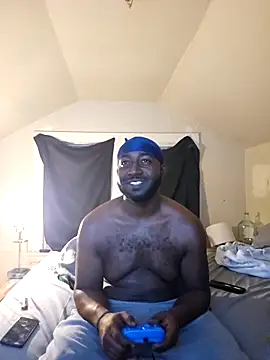 iLOVETRAY96 online show from 18, 12, 2025