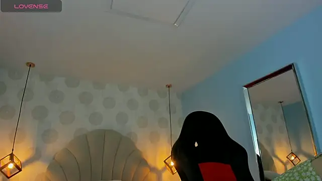 VENUSGREYS1 online show from 21, 5, 2026