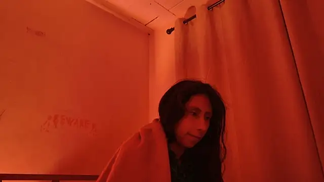 MoonLipsON- online show from 4, 7, 2026