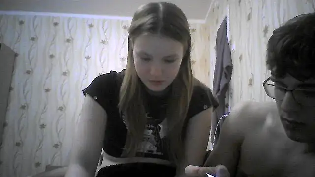Snapshot of EvgeniyXAnna chatting on 24, 2, 2026 EvgeniyXAnna online show from 24, 2, 2026