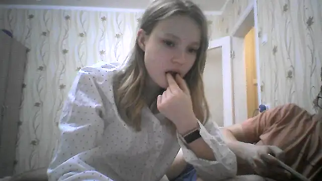 Snapshot of EvgeniyXAnna chatting on 9, 3, 2026 EvgeniyXAnna online show from 9, 3, 2026