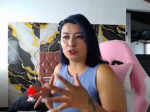 xxxEffy- online show from 4, 12, 2025