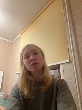 KisJeni online show from 19, 12, 2025