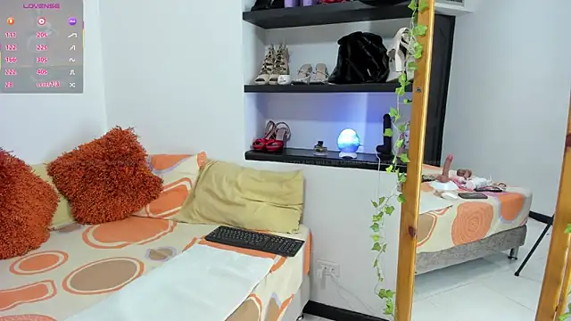 sandrafarrely online show from 20, 4, 2026