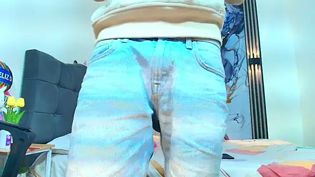 Valentina and sneider  online show from 11, 3, 2026