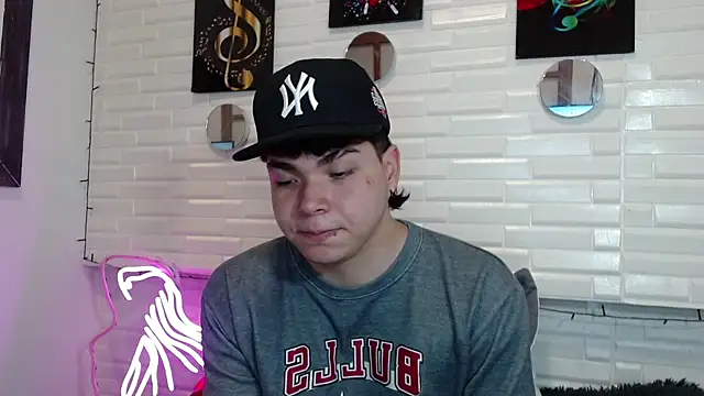 Dylan fooxx online show from 20, 12, 2025