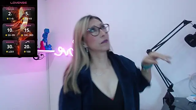 Snapshot of Scarlett_079 chatting on 13, 1, 2026 Scarlett 079 online show from 13, 1, 2026