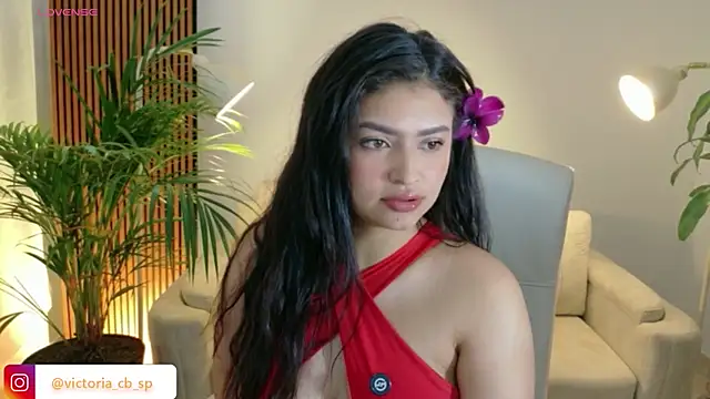 Snapshot of victoria___moon chatting on 21, 5, 2026 victoria moon online show from 21, 5, 2026