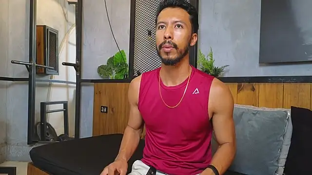 logan mercer online show from 18, 12, 2025