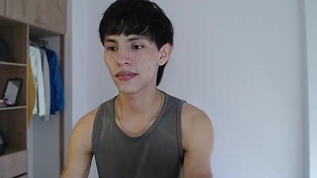 andrew courtzz online show from 4, 3, 2026