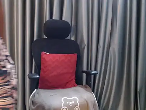 -Micky- online show from 28, 2, 2026