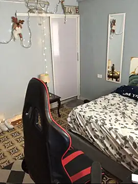 paul crewe online show from 5, 12, 2025