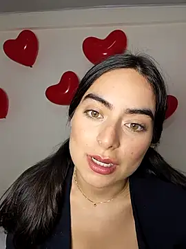 saasha Petit online show from 15, 2, 2026