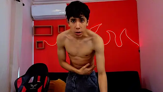 Snapshot of Neo_Twink chatting on 23, 4, 2026 Neo Twink online show from 23, 4, 2026