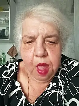 HapinessLovee online show from 17, 6, 2026