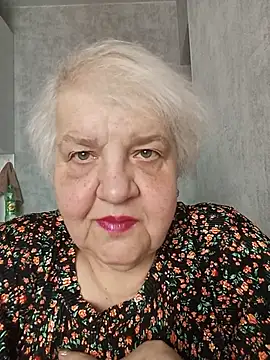 HapinessLovee online show from 28, 6, 2026