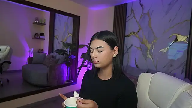 LiaWheeler online show from 6, 2, 2026